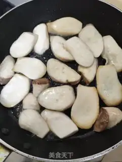 Make Onions fried abalone mushrooms step 3