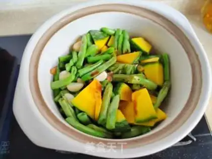 Make Garlic pumpkin four season beans step 4