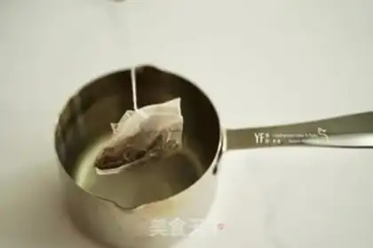 Make Goldbrow ice cream step 1