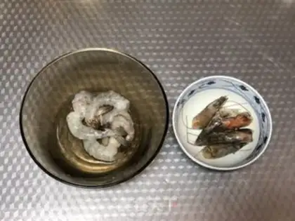 Make Seafood and vegetable porridge step 0