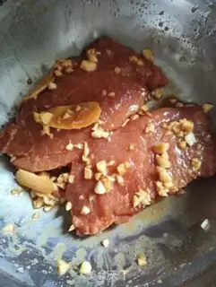 Make Garlic pork chop step 2