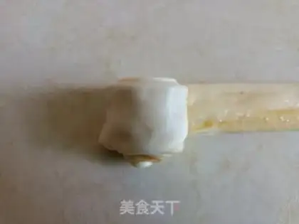 Make Hand grab cake step 8
