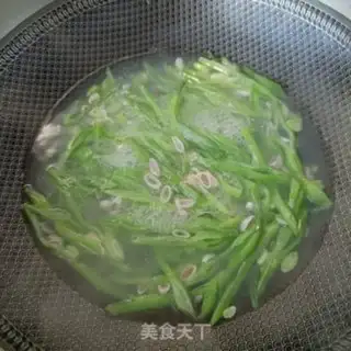 Make Dried beans and shrimp step 3