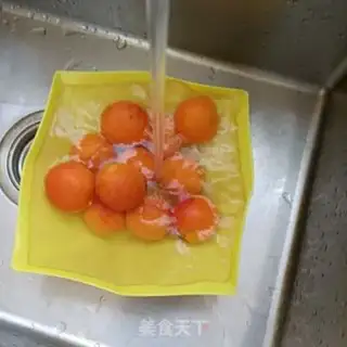 Make Honey with almonds step 0