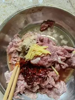 Make Beef skating soup step 1