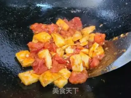 Make Tofu fried tomatoes step 2