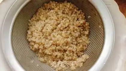 Make quinoa vegetable salad step 3