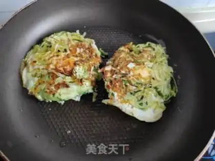 Make Low fat omelet step 4