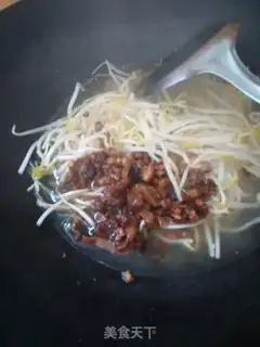 Make Bean sprouts step 1