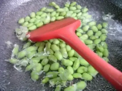 Make Scrambled goat tails and fried beans step 4