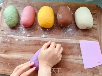 Make Colored buns step 6