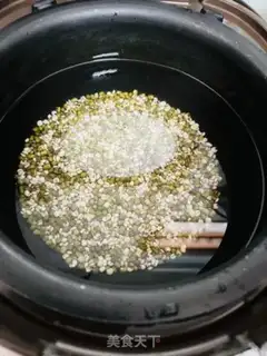 Make Green bean rice sugar step 1