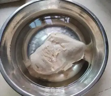 Make Spicy hands tore chickens step 2