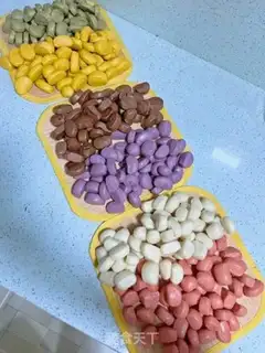 Make Colored buns step 17