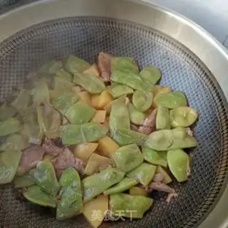 Make Beef stew and potatoes step 10