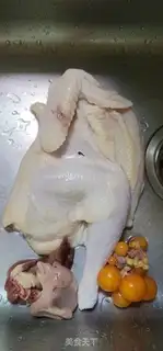 Make Tasty hands tore chicken step 0