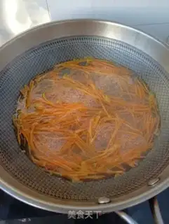 Make Three-colour fried eggs step 2