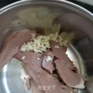 Make Butterfly with a pig