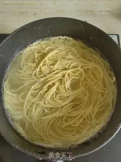 Make Spicy noodles step 0