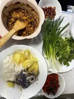 Make Piggy bone soup step 2