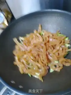 Make Spicy spicy pork skin step 7