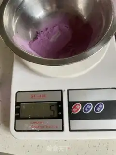 Make Panda bread step 4
