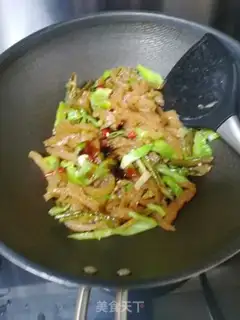 Make Spicy spicy pork skin step 8