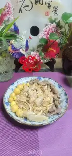 Make Tasty hands tore chicken step 11