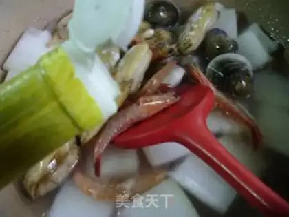 Make Three fresh melon soup step 4