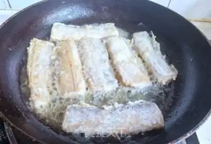 Make Red-fried fish step 1