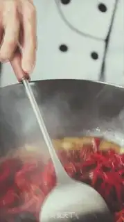 Make Spicy garlic lobster step 8