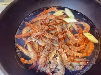 Make White burning shrimp step 5
