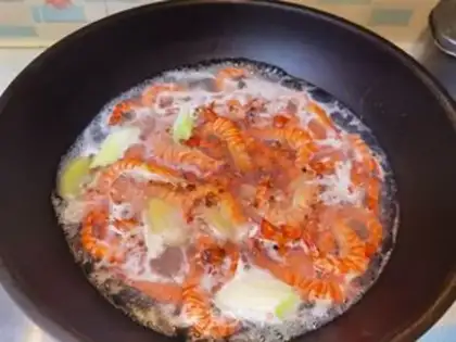 Make White burning shrimp step 6