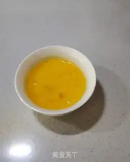 Make Egg rolls step 1