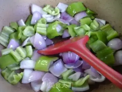 Make Onion pepper shrimp step 7