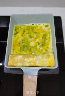 Make Egg rolls step 2