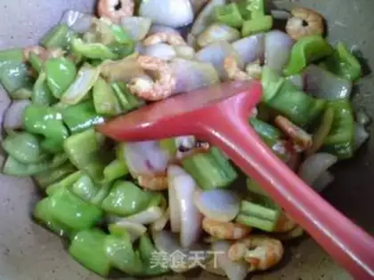 Make Onion pepper shrimp step 11