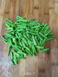 Make The green bean sprouts step 2