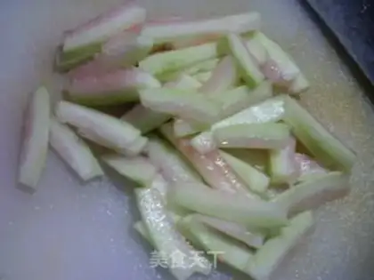 Make Watermelon peeled white step 2