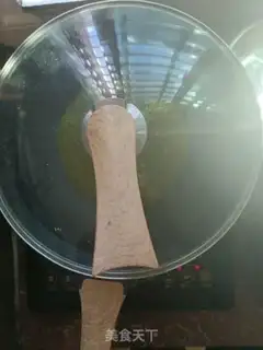 Make Green bean-cow milk popsicle step 0