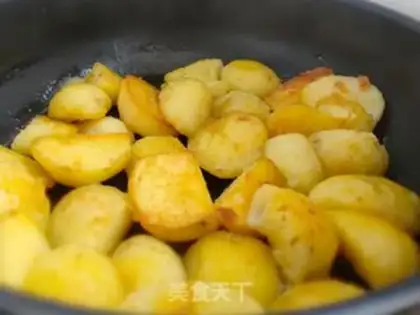 Make Garlic pepper salt potatoes step 2