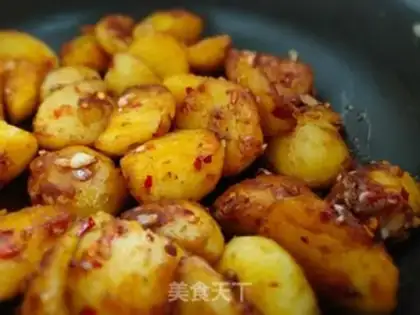 Make Garlic pepper salt potatoes step 5