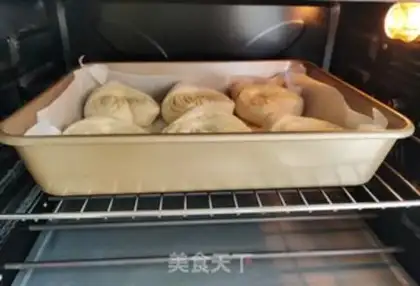 Make Coconut milk bread step 13