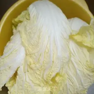 Make The cabbage fan shrimp step 0