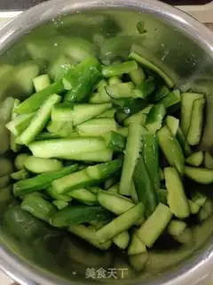 Make Soy cucumber step 0