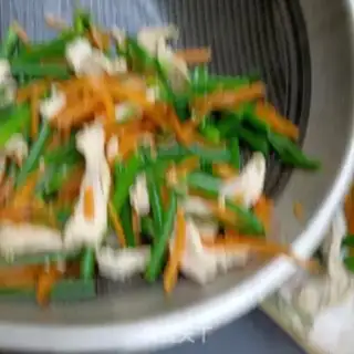 Make Carrot moth fried chicken chest step 12