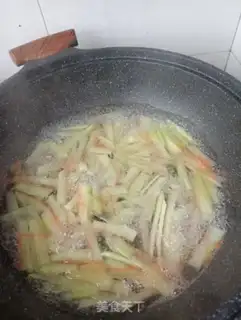 Make Beef fried watermelon step 4