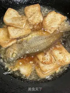 Make Tofu burns yellow fish step 12