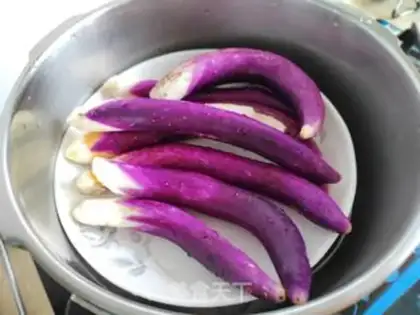 Make The cold hand tore the eggplant step 0