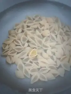 Make Spaghetti step 1